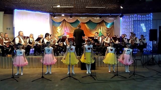 первое выступление с оркестром!!! смотреть онлайн