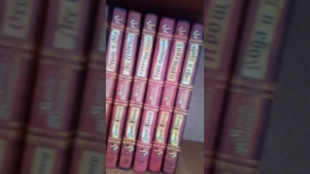 простите что долго не было телефон только отремонтировали делать обзоры на книги ?пишите в комменты смотреть онлайн