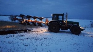 Зимняя вспашка земли