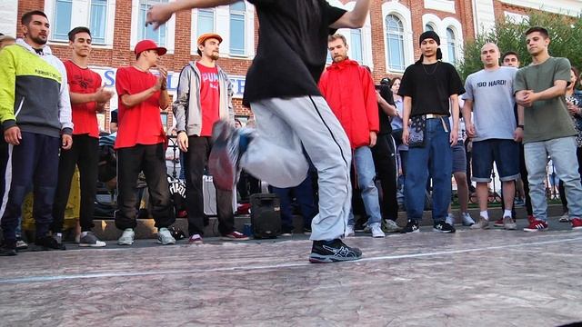 Видеограф Омск .  Break dance  в Омске на день города 