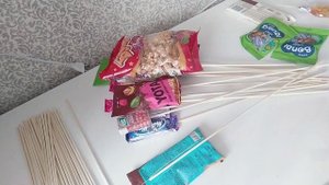 Букет из сладостей?своими руками/делаю первый раз