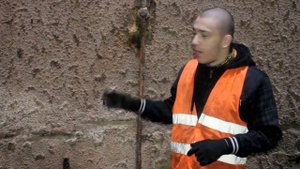 Проникаем в Метро через канализацию! Чуть не задохнулись!