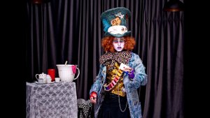 Шоу фокусника Шляпника на детский день рождения