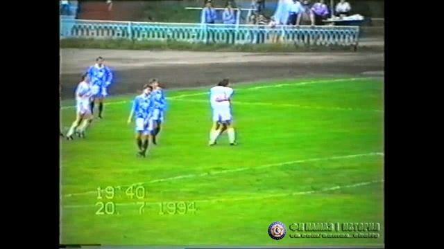 Фк камаз 1993. Камаз футбол набережные челны. Футбольная команда камаз набережные челны. Камаз набережные челны крылья советов. Камаз набережные челны крылья советов.