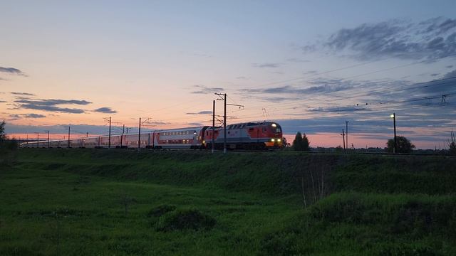 ЭП2К с поездом №66 Москва-Тольятти | Проня смотреть онлайн