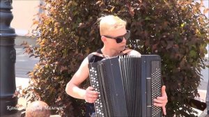 О БОЖЕ, КАКОЙ МУЖЧИНА! на баяне!