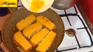 она что ПЬЯНАЯ? ГОТОВИТ.