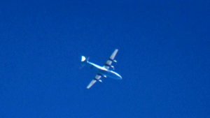 Ан-12 в чистом сентябрьском небе