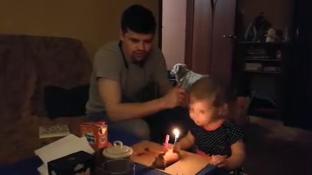 Учимся задувать свечку смотреть онлайн