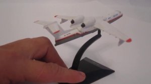Коллекционная модель самолёта Бе-200 от  "ДеАгостини"Легендарные самолёты" выпуск 112.