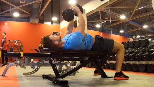 Пуловер с гантелей смотреть онлайн