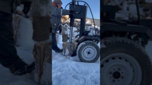Дровокол гидравлический вертикальный.