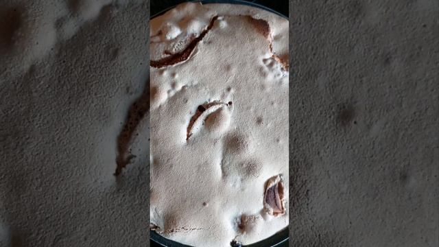 Нежная шарлотка с яблоками и голубикой. Рецепт шарлотки.Шарлотка из трёх ингредиентов.