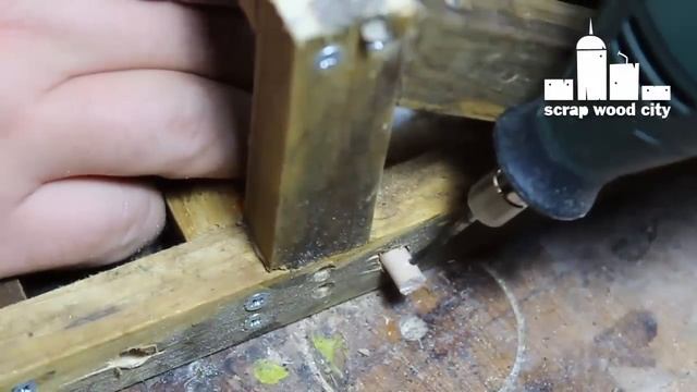 How to make a mini scrap wood catapult смотреть онлайн