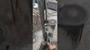 свирлильный станок из стойки автомобиля.