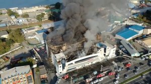 Печальное. Горит торговый центр Максим, Владивосток.