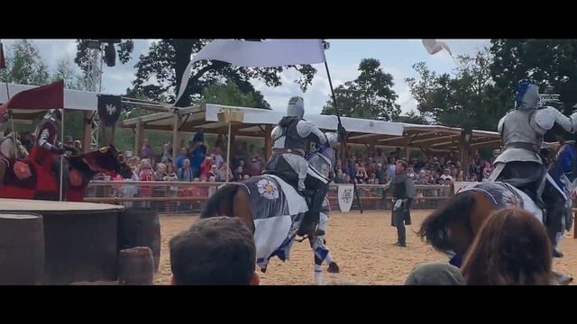 Top Places to Visit in UK, Warwick Castle 2022- смотреть онлайн