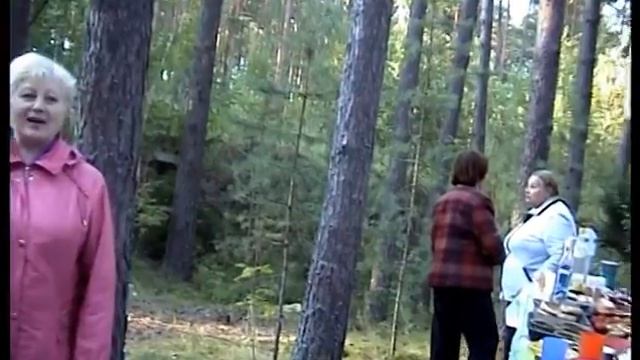 Застольные песни в лесу. Компания празднует День Рождения. смотреть онлайн