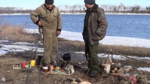 КАК ЭВЕНКИ НОСЯТ НОЖ Способ таежных охотников