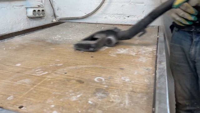 Ремонт в гараже - стало теплее и светлее ! смотреть онлайн