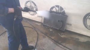 Помыть радиатор керхером