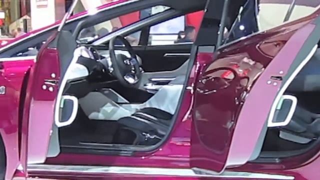 TOYOTA NS4 CONCEPT CAR смотреть онлайн