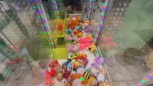 Испытываю автомат с игрушками ХВАТАЙКА / Разорил автомат!