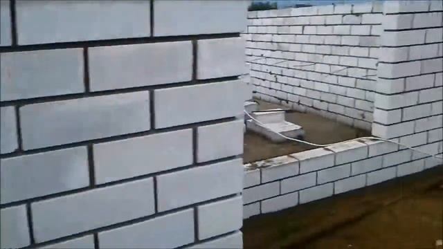 ДОМ ИЗ ШЛАКОБЛОКА И КИРПИЧА часть 3 4 смотреть онлайн