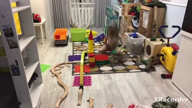 когда один строишь город из деталей которые есть в комнате игрушечные🥰🥰🥰😘🤤🤤🤤🤭🤫🤔🙄😲😺😻 смотреть онлайн