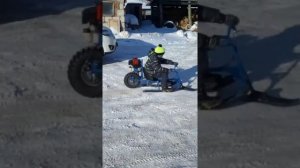 Снегокат с мотором детский