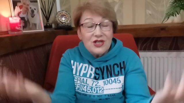 208... Как моя сотрудница посылку отправляла в Москву смотреть онлайн