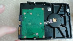Не определяется HDD, ПК не видит жесткий диск. Отключается во время работы самопроизвольно.