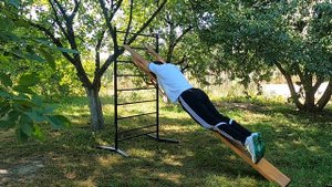 Упражнения при радикулите на доске Евминова / Лечения боли в спине дома