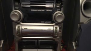 Анонс старых музыкальных центров Aiwa и JVС.