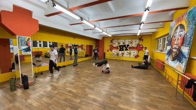 ТРЕНЯ ТРЕНЕРОВ смотреть онлайн