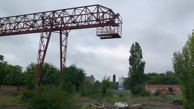 кран падает смотреть онлайн