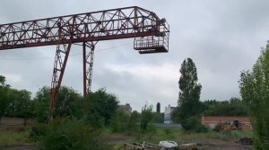 кран падает