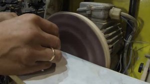 Простые упор и прижим на каретку циркулярки