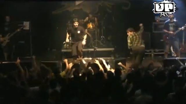 Dead Fish - Molotov (Circo Voador 16/07/2008) смотреть онлайн