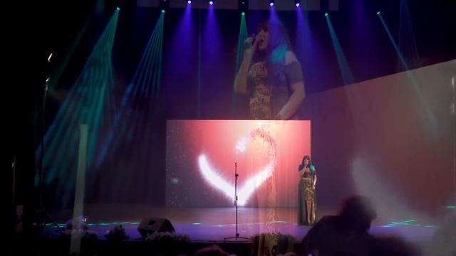 Доченька моя. Автор слов Мэри Белль. Автор музыки Зоя Ливиева.