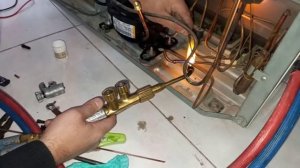 Замена компрессор в Холодильнике SHARP