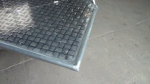 Облегченная лодка болотоход 4х4