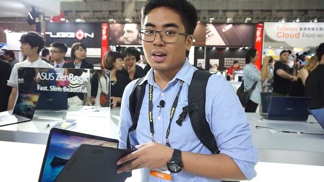 ASUS Zenbook Flip S Quick Hands-On смотреть онлайн