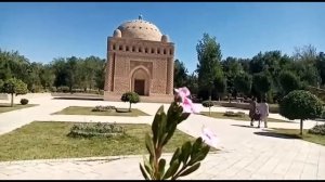 УСЫПАЛЬНИЦА ПРАВИТЕЛЯ ТАДЖИКИСТАНА ИСМОИЛИ СОМОНИ.