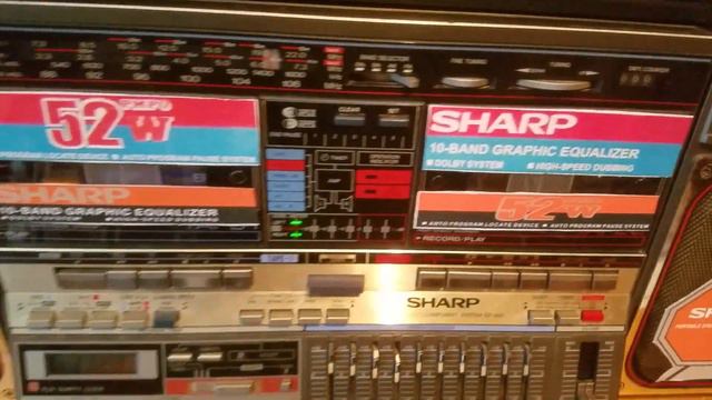 31.01.2022. (●11:56●) Винтажные посиделки. Сравнения звучания - Sharp GF800 VS SHARP WF939. Ну как? смотреть онлайн