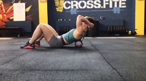 разгибание грудного отдела на ролле (озвучено)