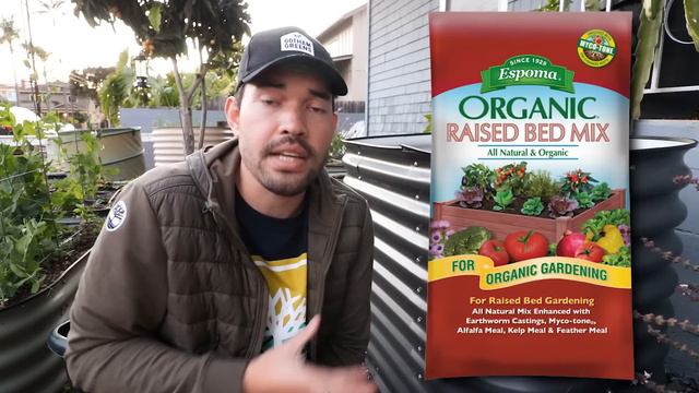 How to Fill a Raised Bed and Save 60%+ on Soil Costs смотреть онлайн