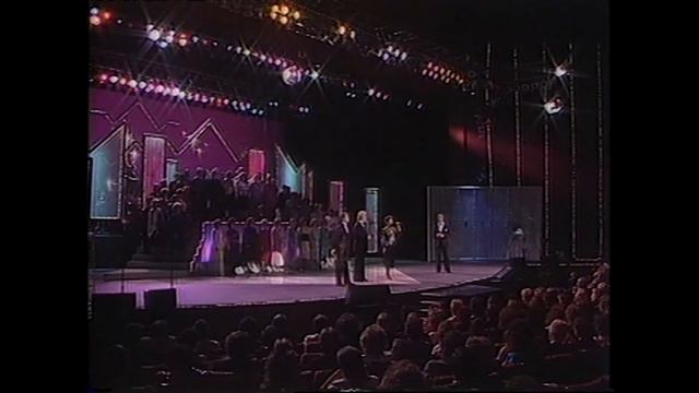 Pat Boone, Debbie Harris, George King, Larry Gatlin - “America the Beautiful" (17th Dove Awards) смотреть онлайн