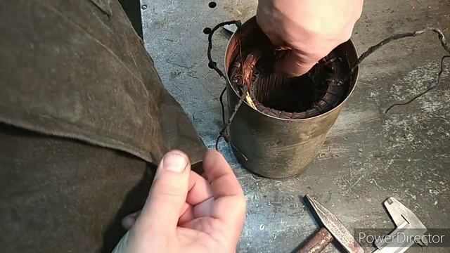 Однофазный погружной фекальный насос.(1часть.разборка и демонтаж старой обмотки) смотреть онлайн