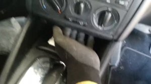 2003 VW Golf obd2 port location